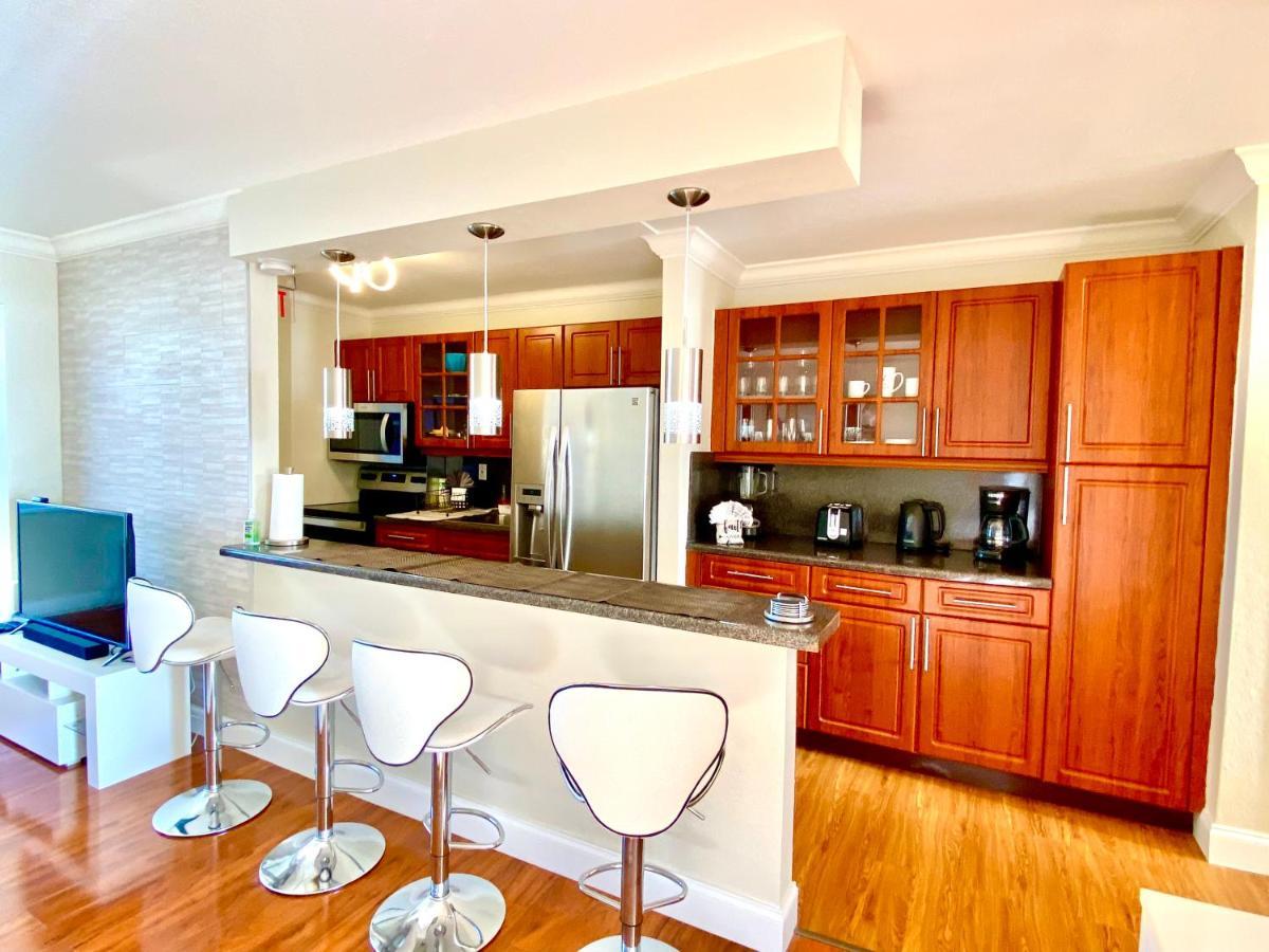 Deluxe Waterfront One Bedroom Apartment With Miami Skyline View, Free Parking 5 Mins Drive To Miami Beach Exterior photo
