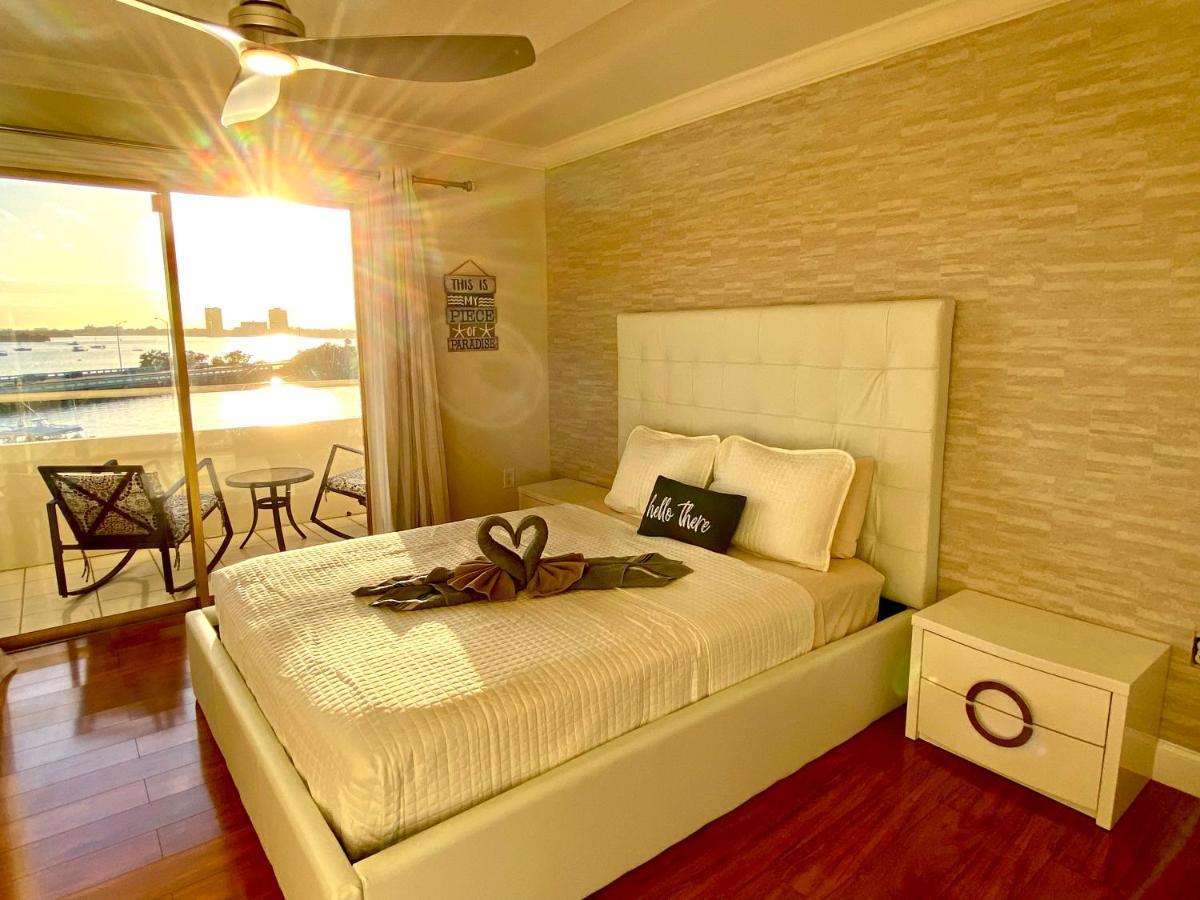 Deluxe Waterfront One Bedroom Apartment With Miami Skyline View, Free Parking 5 Mins Drive To Miami Beach Exterior photo